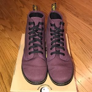 Dr. Martens Shoreditch canvas boot